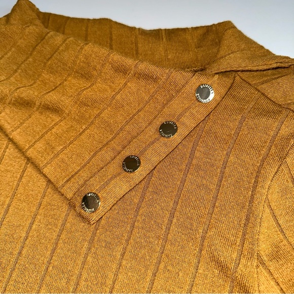 Rafaella Women’s Cowl Neck Sweater Size S Wheat Heather Viscose Blend - Picture 2 of 8